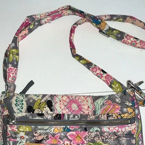 Disney Vera Bradley Triple Zip Hipster crossbody bag - Picture 2 of 14